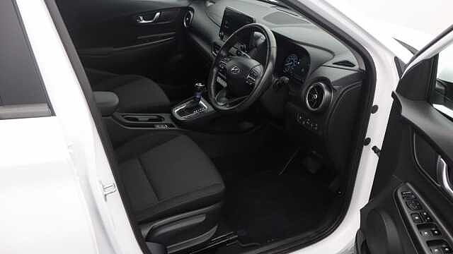 Hyundai KONA 1.6 h-GDi Premium SUV 5dr Petrol Hybrid DCT Euro 6 (s/s) (141 ps)
