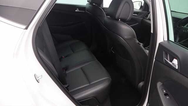 Hyundai TUCSON 1.6 T-GDi Sport Edition SUV 5dr Petrol DCT Euro 6 (177 ps)