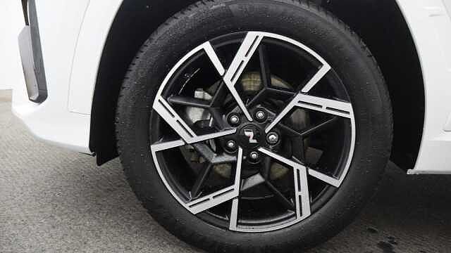 Hyundai TUCSON 1.6 T-GDi N Line SUV 5dr Petrol Hybrid Auto Euro 6 (s/s) (215 ps)