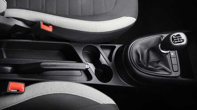 Hyundai i10 1.2 Advance Hatchback 5dr Petrol Manual Euro 6 (s/s) (79 ps)