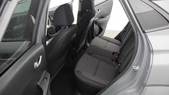 Hyundai KONA 39kWh Premium SUV 5dr Electric Auto (10.5kW Charger) (136 ps)