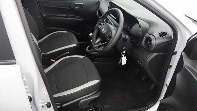 Hyundai I10 1.0 Advance Hatchback 5dr Petrol Manual Euro 6 (s/s) (63 ps) Grey