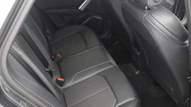 Audi Q2 1.5 TFSI CoD 35 S line SUV 5dr Petrol S Tronic Euro 6 (s/s) (150 ps) Grey
