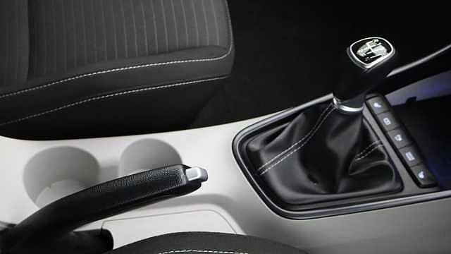 Hyundai i20 1.0 T-GDi MHEV Ultimate Hatchback 5dr Petrol Hybrid Manual Euro 6 (s/s) (100 ps)