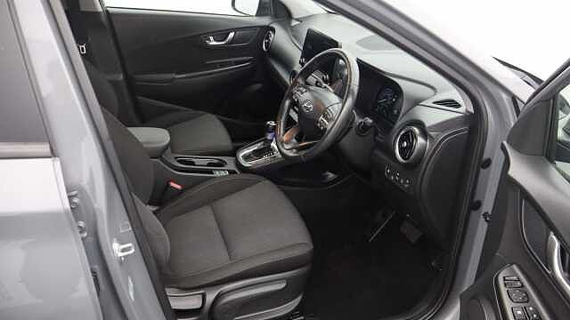 Hyundai KONA 1.6 h-GDi Premium SUV 5dr Petrol Hybrid DCT Euro 6 (s/s) (141 ps) Grey