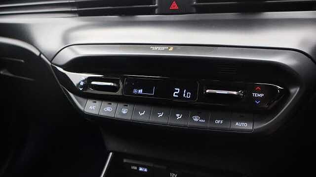 Hyundai BAYON 1.0 T-GDi MHEV Premium SUV 5dr Petrol Hybrid DCT Euro 6 (s/s) (100 ps)