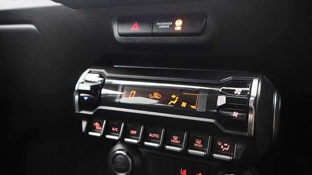 Suzuki IGNIS 1.2 Dualjet MHEV SZ5 Hatchback 5dr Petrol Hybrid CVT Euro 6 (s/s) (83 ps) Green