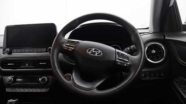 Hyundai KONA 1.6 h-GDi Ultimate SUV 5dr Petrol Hybrid DCT Euro 6 (s/s) (141 ps)