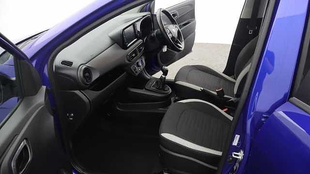 Hyundai i10 1.0 SE Connect Hatchback 5dr Petrol Manual Euro 6 (s/s) (67 ps)