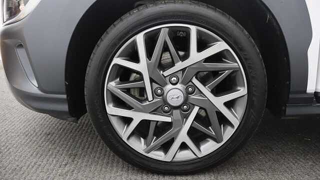 Hyundai KONA 1.6 h-GDi Premium SUV 5dr Petrol Hybrid DCT Euro 6 (s/s) (141 ps)