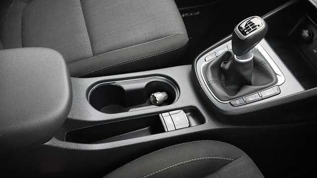 Hyundai KONA 1.0 T-GDi MHEV Premium SUV 5dr Petrol Hybrid Manual Euro 6 (s/s) (120 ps)