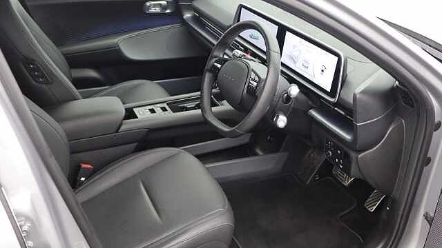 Hyundai IONIQ 6 77.4kWh Ultimate Saloon 4dr Electric Auto (228 ps)
