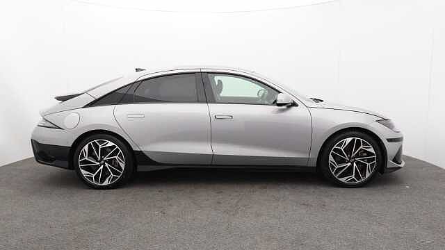 Hyundai IONIQ 6 77.4kWh Ultimate Saloon 4dr Electric Auto (228 ps)