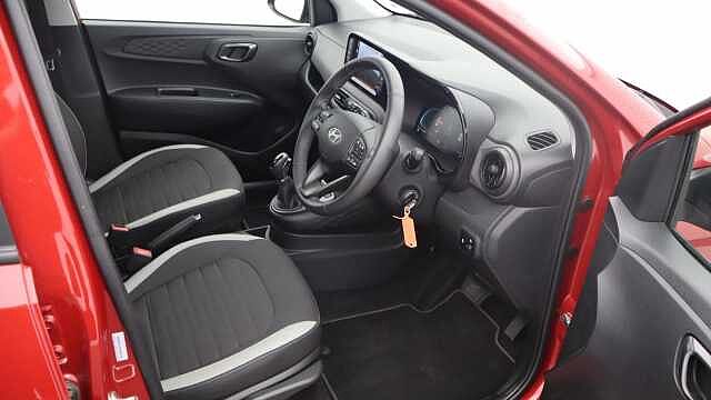 Hyundai i10 1.0 Advance Hatchback 5dr Petrol Auto Euro 6 (s/s) (63 ps)