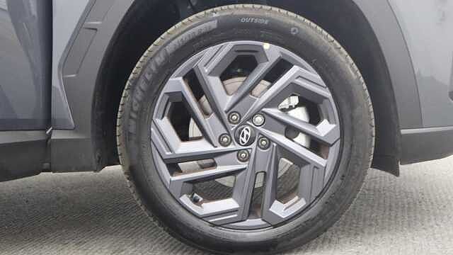 Hyundai TUCSON 1.6T Hybrid Black Line SUV 5dr Petrol Hybrid Auto Euro 6 (s/s) (239 ps)