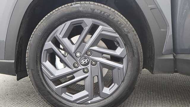 Hyundai TUCSON 1.6T Hybrid Black Line SUV 5dr Petrol Hybrid Auto Euro 6 (s/s) (239 ps)