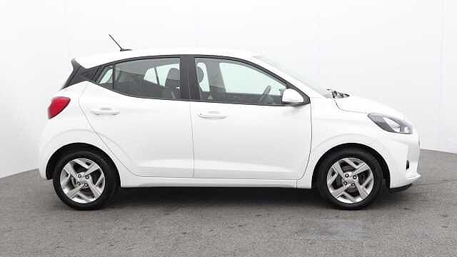 Hyundai i10 1.0 SE Connect Hatchback 5dr Petrol Manual Euro 6 (s/s) (67 ps)