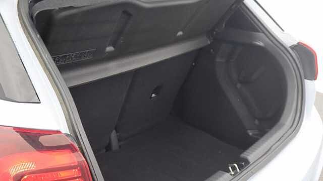 Hyundai i20 1.2 SE Launch Edition Hatchback 5dr Petrol Manual Euro 6 (s/s) (84 ps)