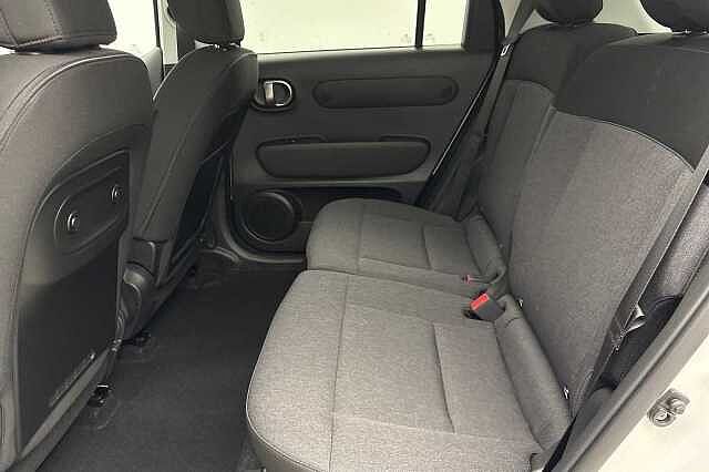 Hyundai INSTER Long Range 49kWh 02 SUV 5dr Electric Auto (115 ps)