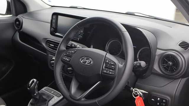 Hyundai i10 1.2 SE Connect Hatchback 5dr Petrol Auto Euro 6 (s/s) (84 ps)