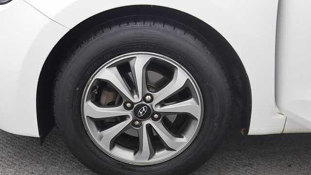 Hyundai i20 1.2 SE Launch Edition Hatchback 5dr Petrol Manual Euro 6 (s/s) (84 ps)
