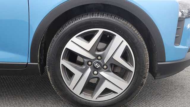 Hyundai BAYON 1.0 T-GDi MHEV Premium SUV 5dr Petrol Hybrid DCT Euro 6 (s/s) (100 ps)