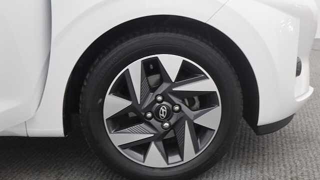 Hyundai i10 1.2 Advance Hatchback 5dr Petrol Manual Euro 6 (s/s) (84 ps)