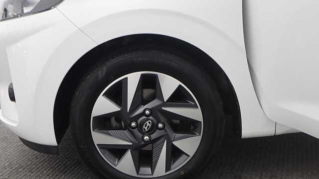 Hyundai i10 1.2 Advance Hatchback 5dr Petrol Manual Euro 6 (s/s) (84 ps)