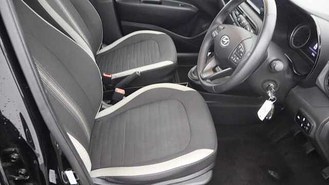 Hyundai i10 1.0 SE Connect Hatchback 5dr Petrol Manual Euro 6 (s/s) (67 ps)