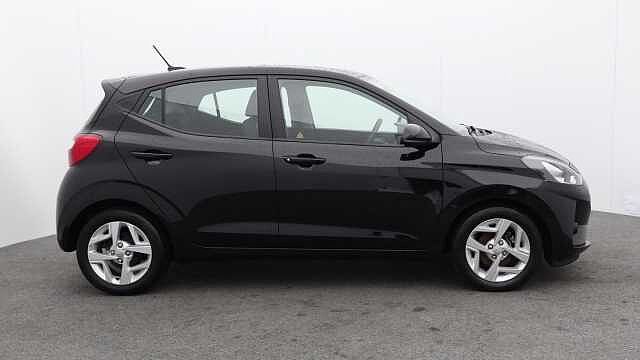 Hyundai i10 1.0 SE Connect Hatchback 5dr Petrol Manual Euro 6 (s/s) (67 ps)